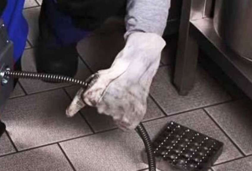 Wat te doen met een verstopte afvoer?